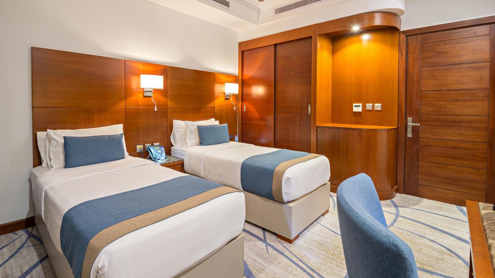 Jiwar Almasi Hotel Джедда Экстерьер фото