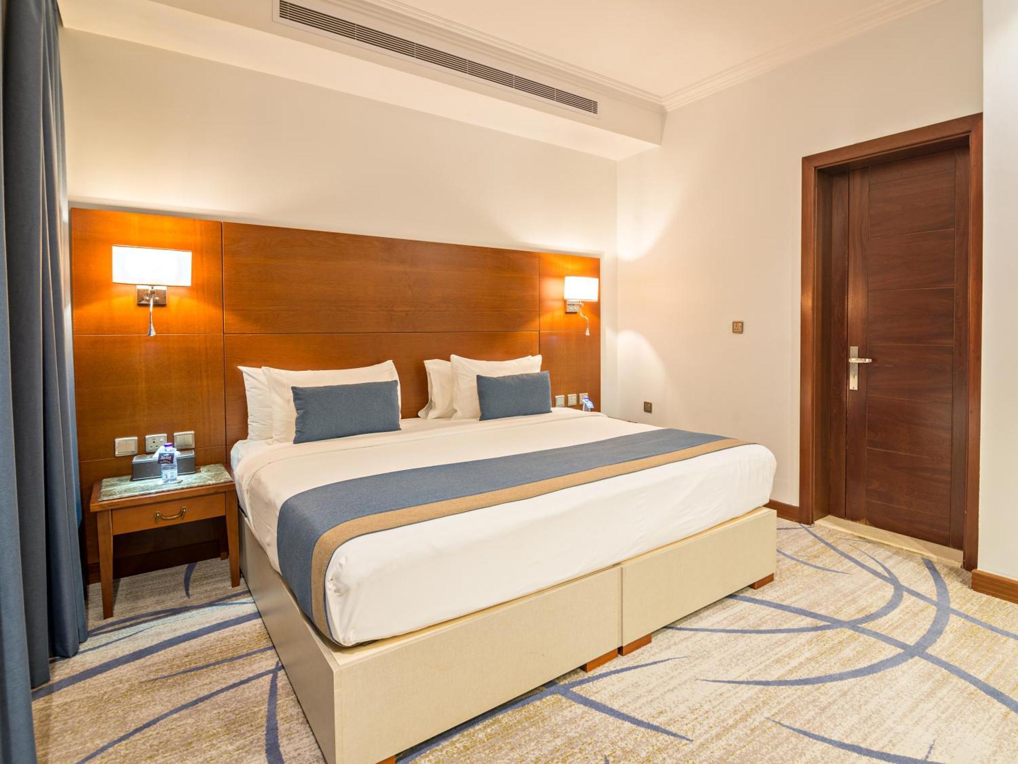 Jiwar Almasi Hotel Джедда Экстерьер фото