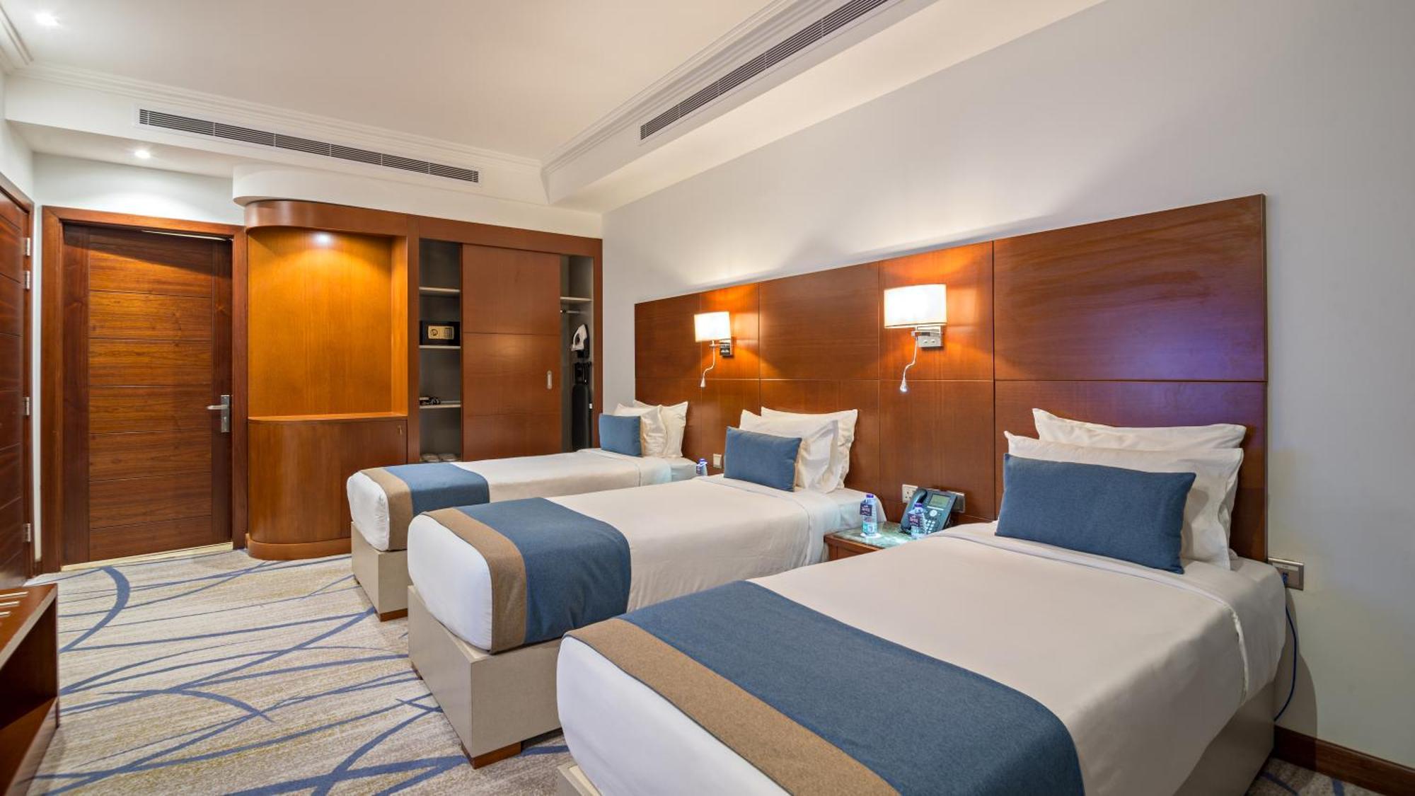 Jiwar Almasi Hotel Джедда Экстерьер фото
