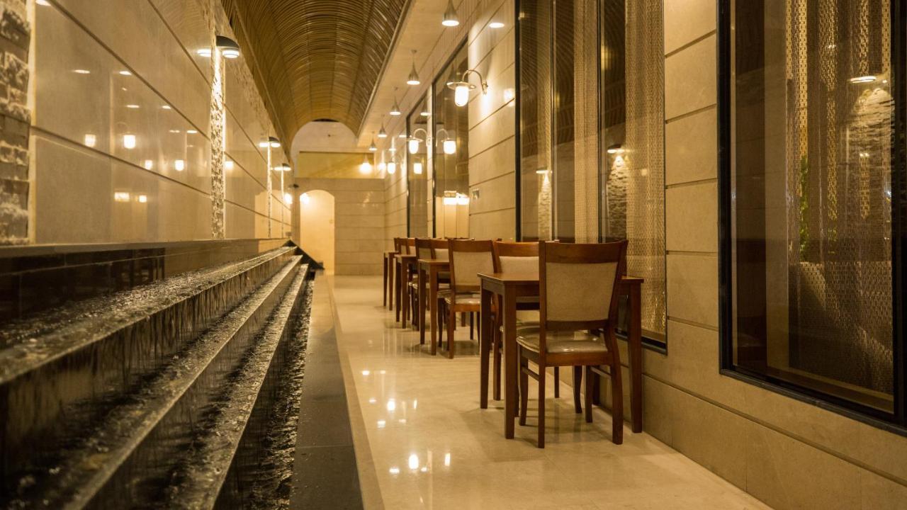 Jiwar Almasi Hotel Джедда Экстерьер фото